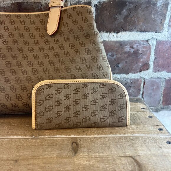 Dooney & Bourke Signature Logo Canvas Double Handle Satchel & Eyeglass Case - Picture 2 of 13